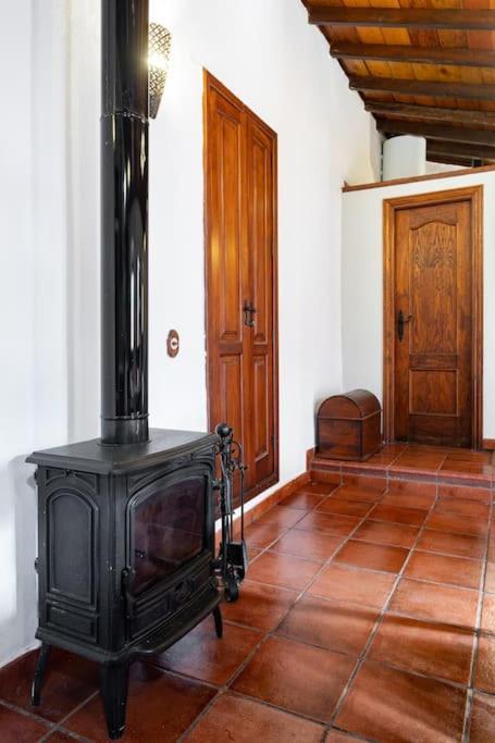 Rural House With Traditional Architecture S. Xix Casa de vacances
